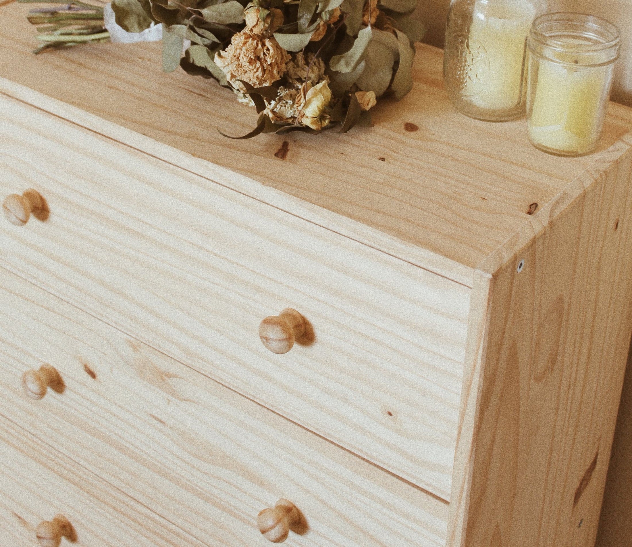 Door & Cabinet Knobs