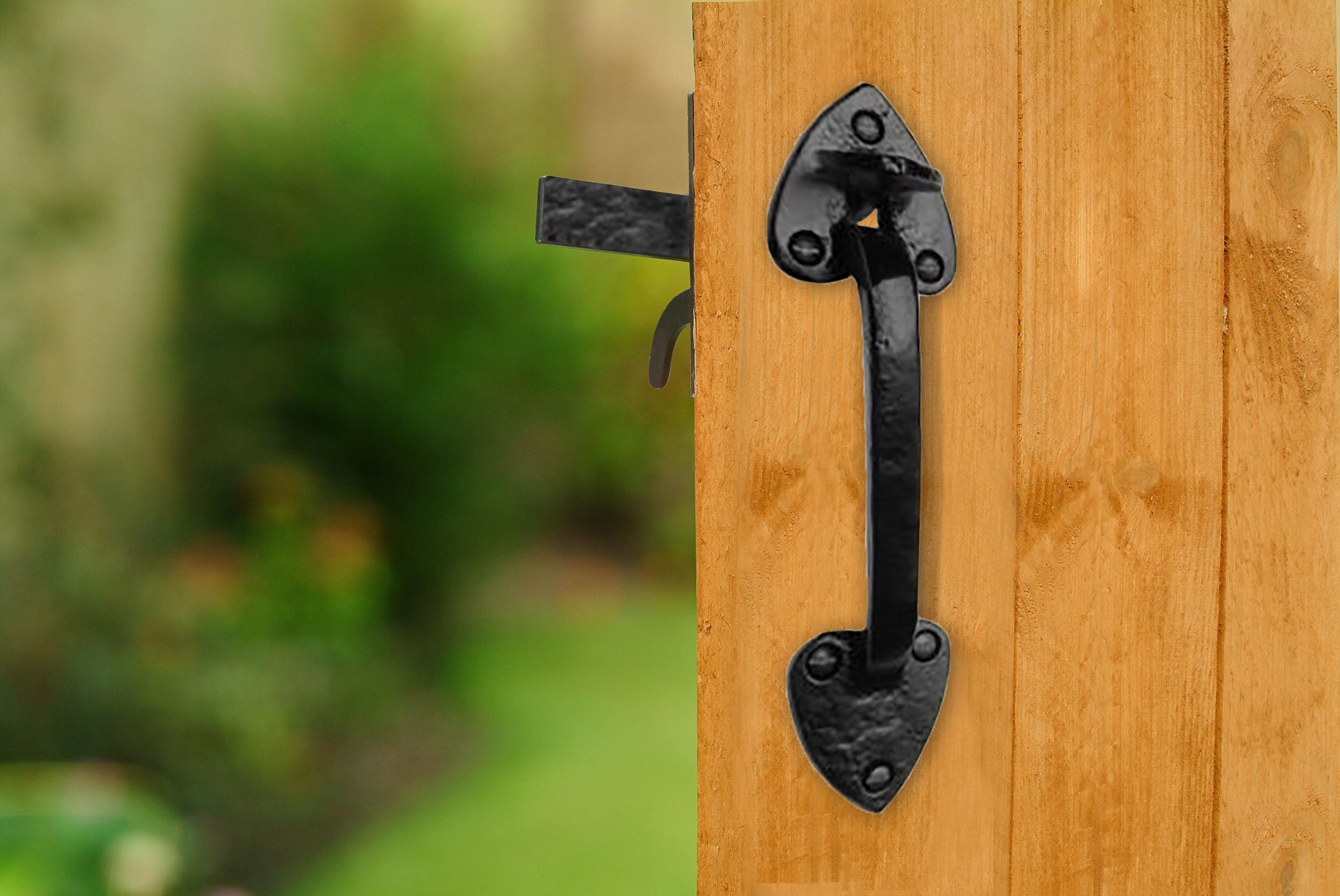 Outdoor Latches, Bolts & Hinges
