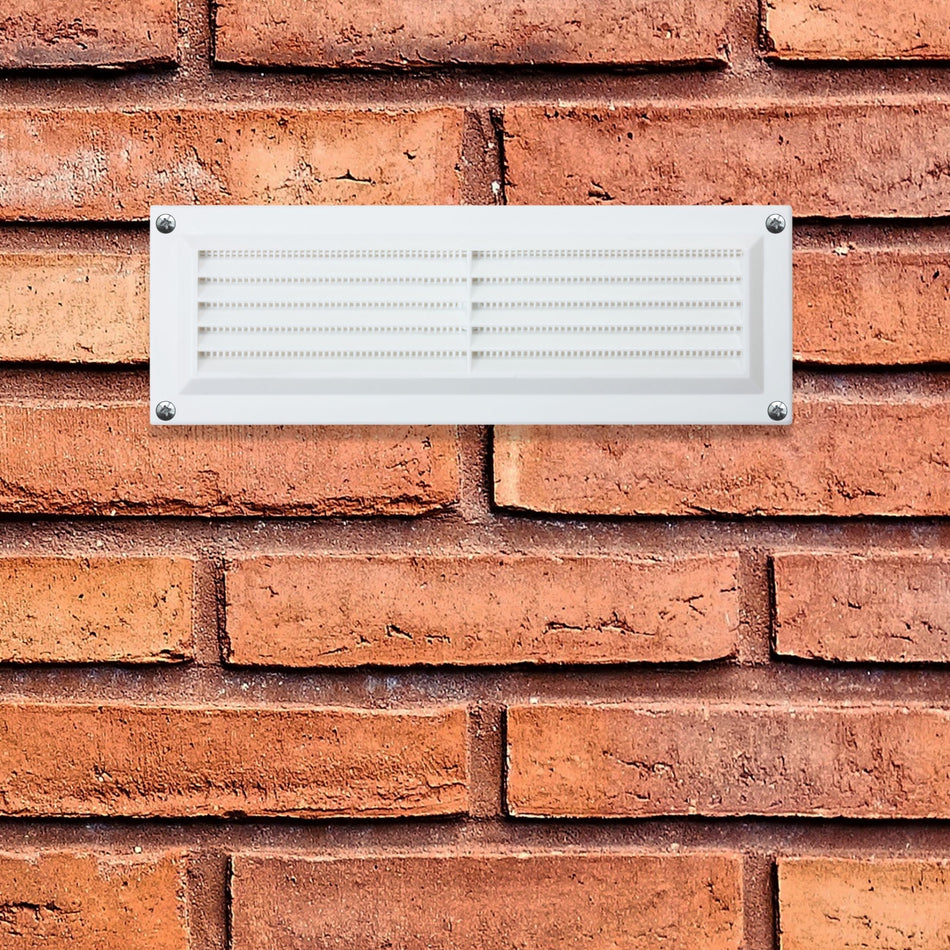 Vent -Louvred with F/Flyscreen Plastic 9x3" White